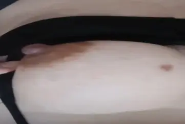 Cewe Panlok Pamer BH CD Hitam Kebalik 2 Memek Basah Menggoda