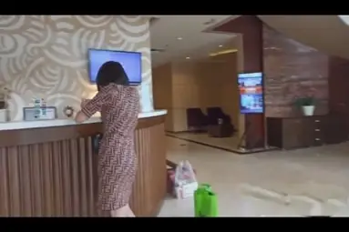 Pramugari Manis Cek In Hotel Pelayanan Sangat Maksimal
